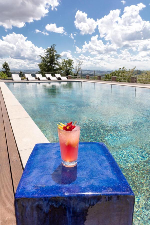 La Madernassa Resort - Casalora Dimora Storica Di Charme 瓜热讷 外观 照片