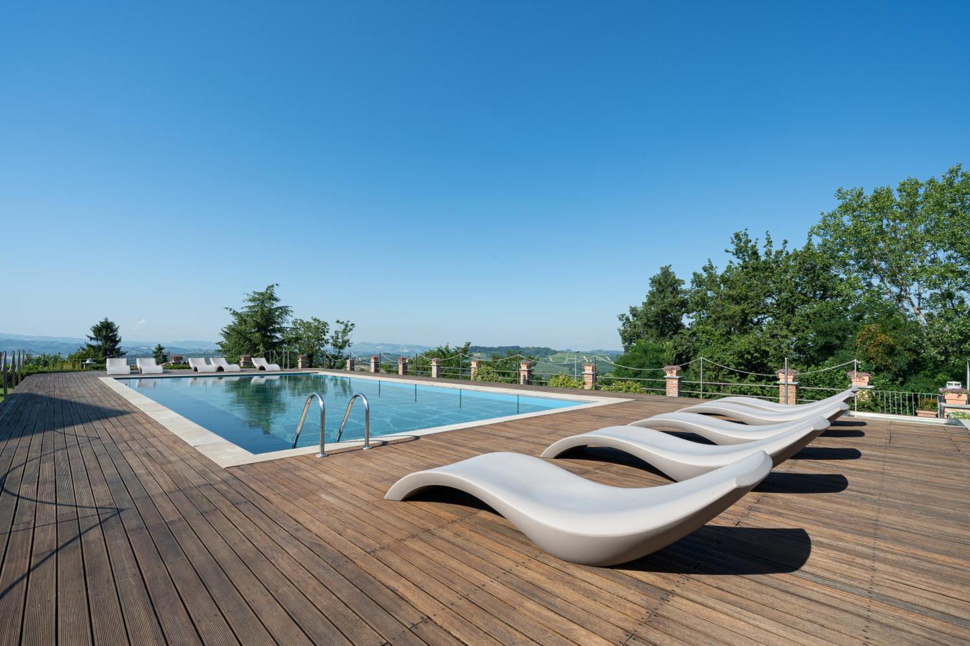 La Madernassa Resort - Casalora Dimora Storica Di Charme 瓜热讷 外观 照片