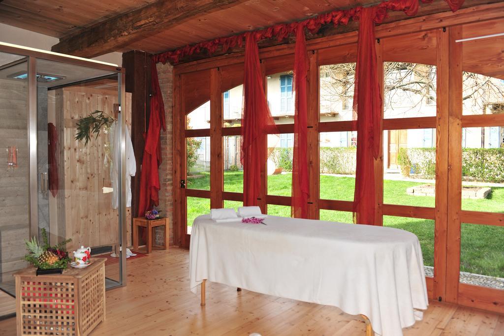La Madernassa Resort - Casalora Dimora Storica Di Charme 瓜热讷 外观 照片
